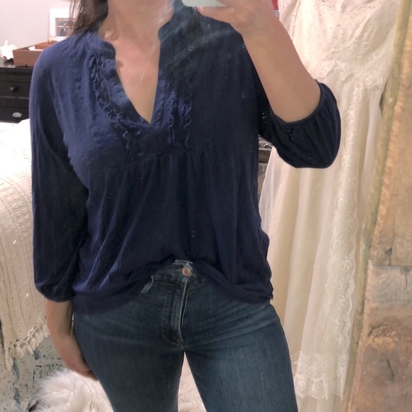 Lilly Pulitzer Tops - Lilly Pulitzer navy blue top size large ruffle detail Pima cotton
